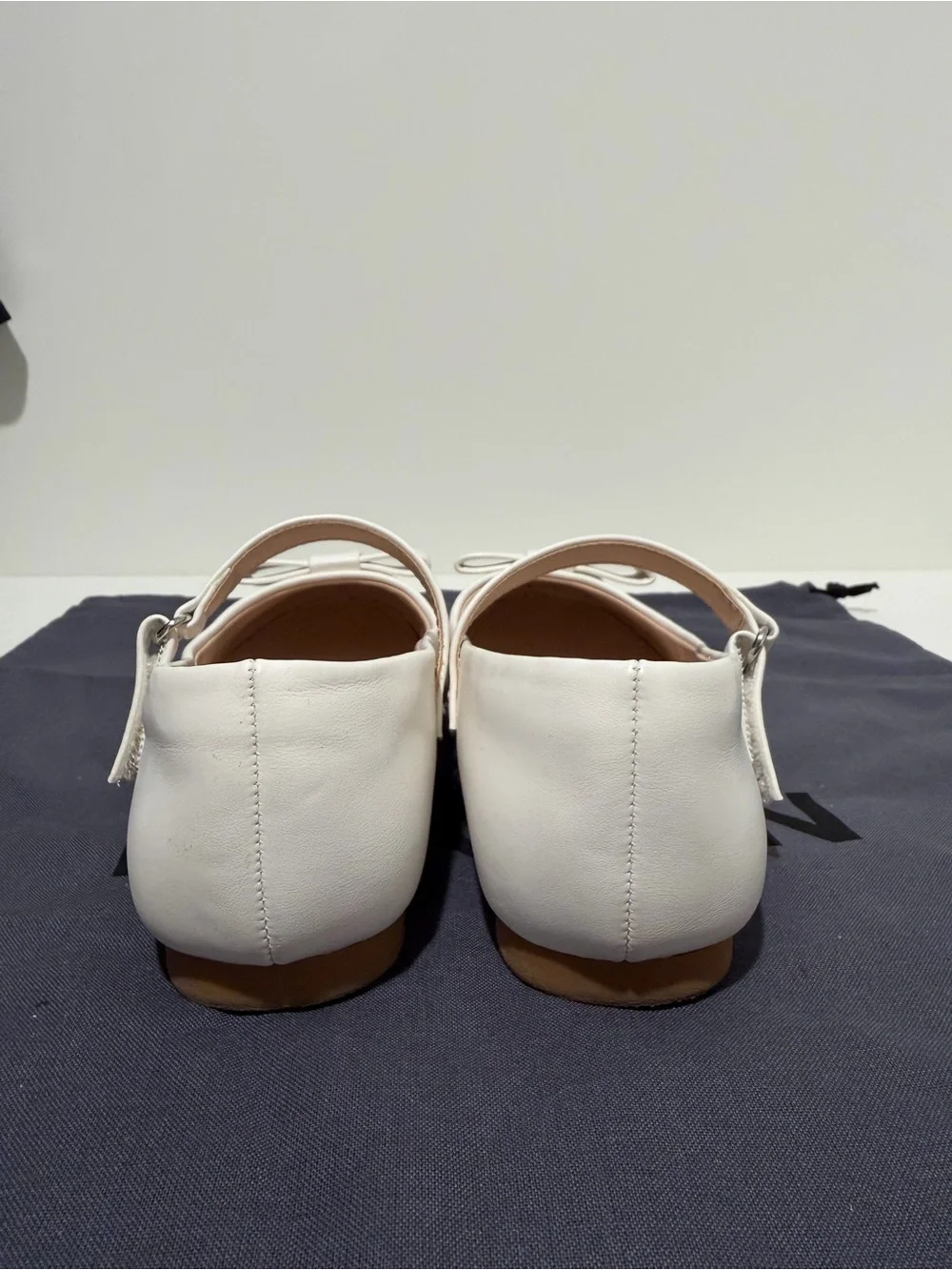 Girls White Mary Jane Dress Shoes with Bow Accent